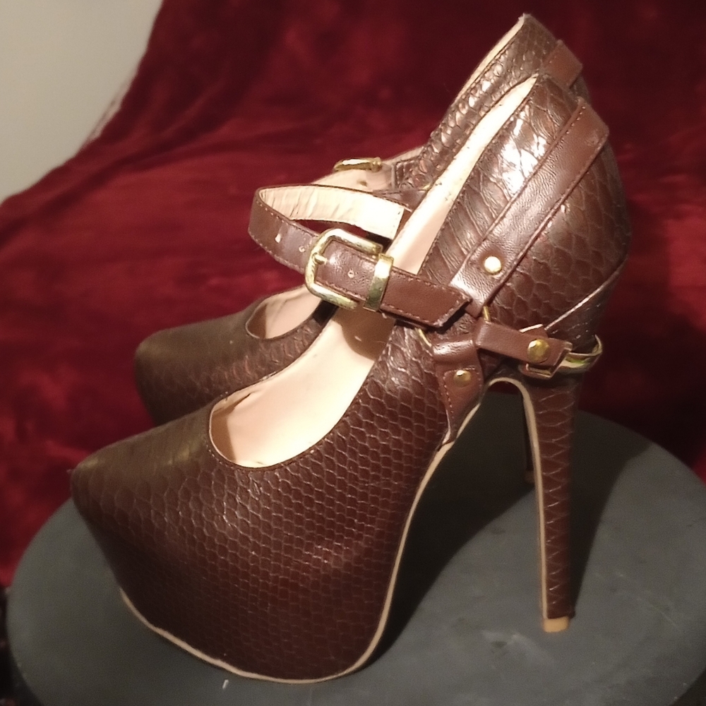 Brown faux leather heels